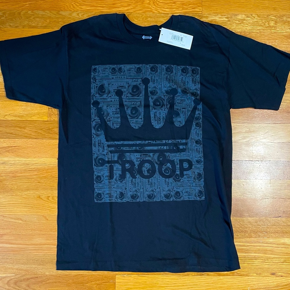 Troop boombox tee